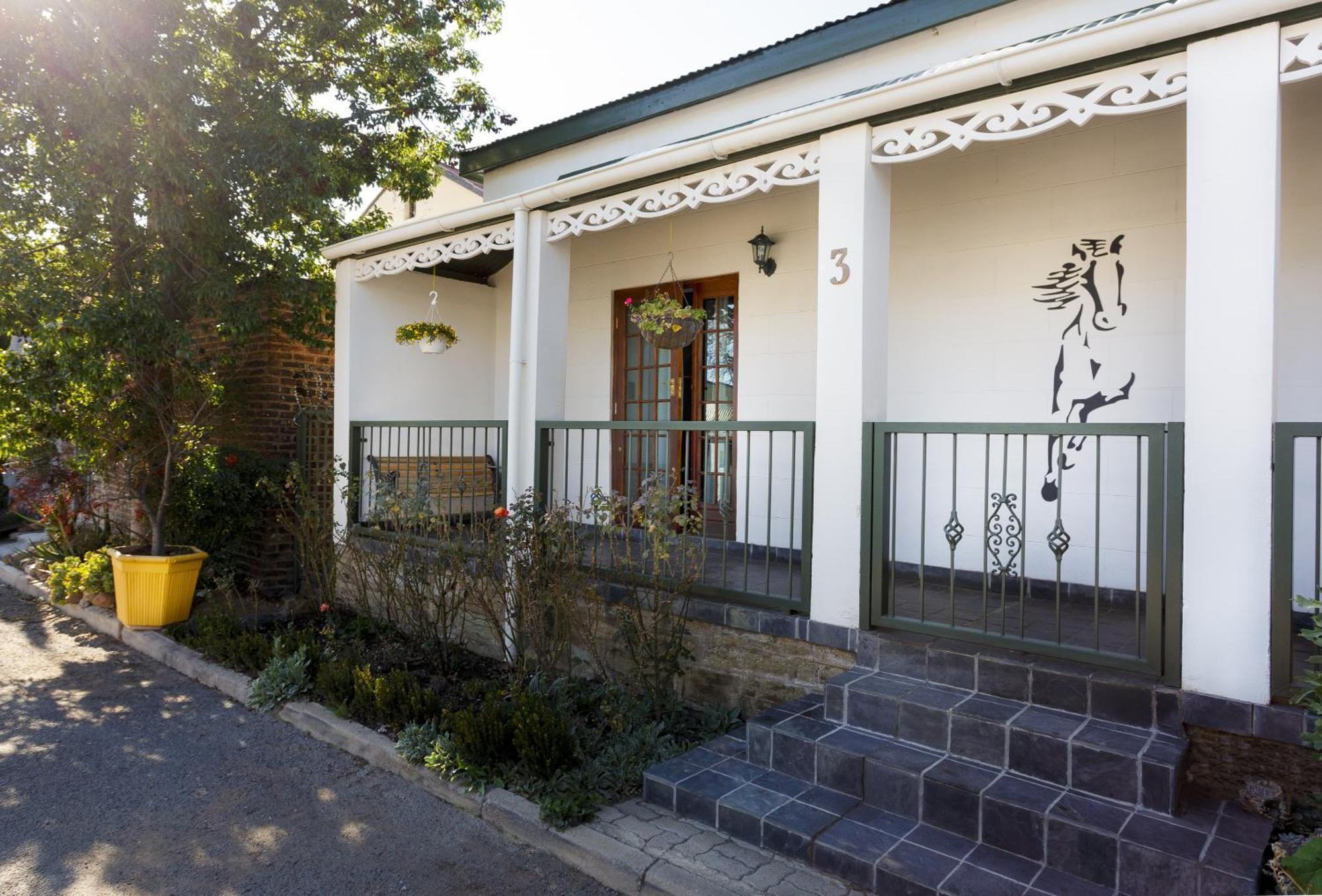 Horse And Mill Guesthouse Colesberg Exteriör bild