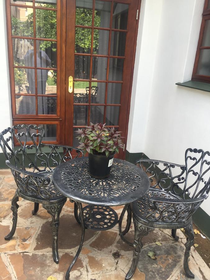 Horse And Mill Guesthouse Colesberg Exteriör bild